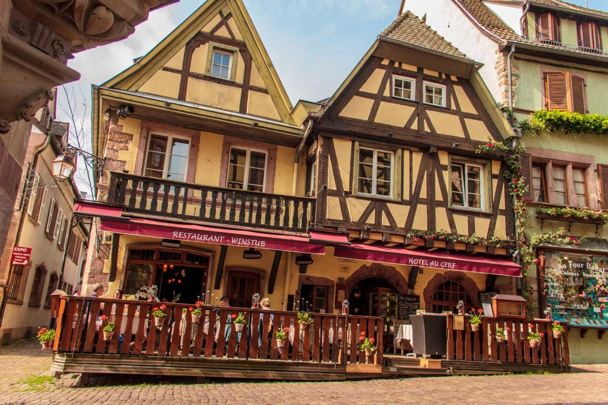 Hotel Au Cerf リクヴィール エクステリア 写真